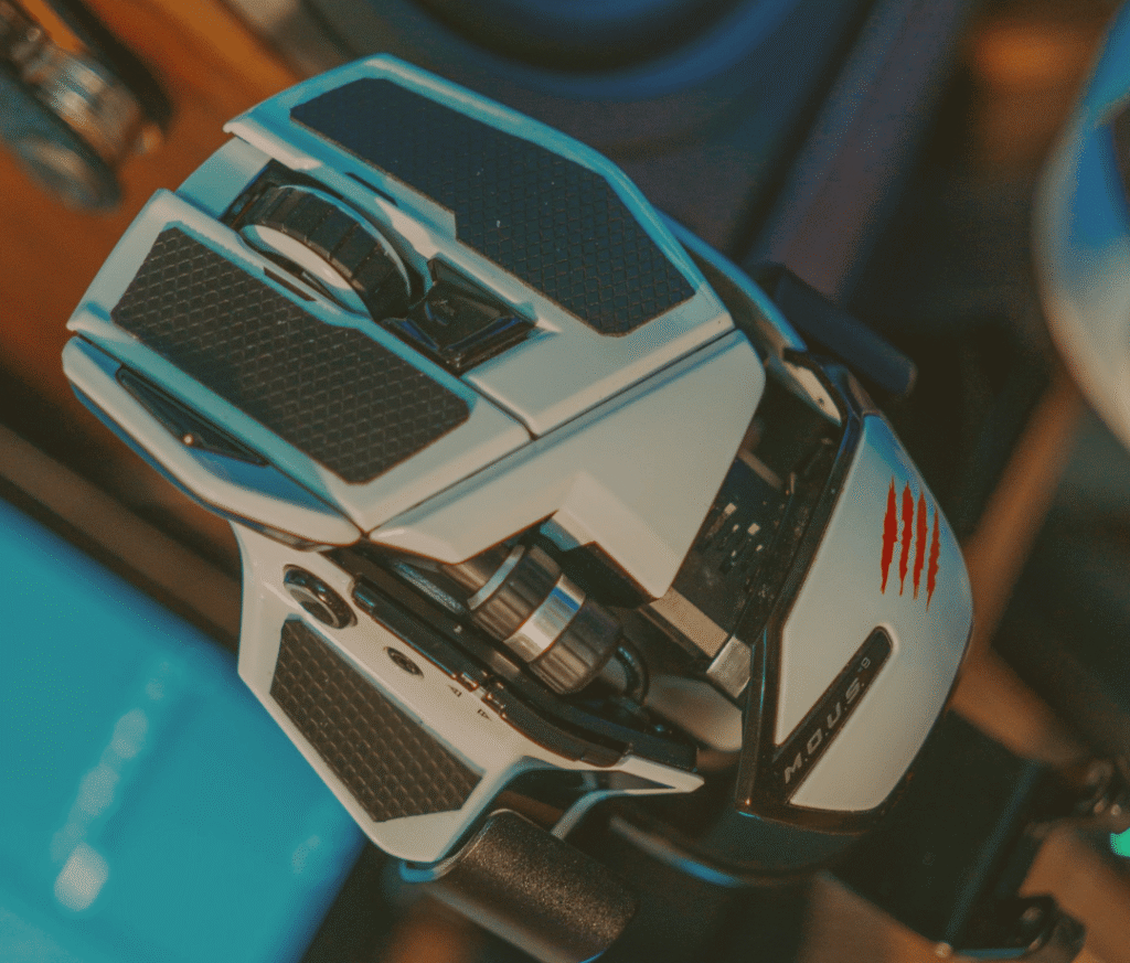 Wired vs Wireless Mouse Full Guide : Which One is The Winner in 2025?
