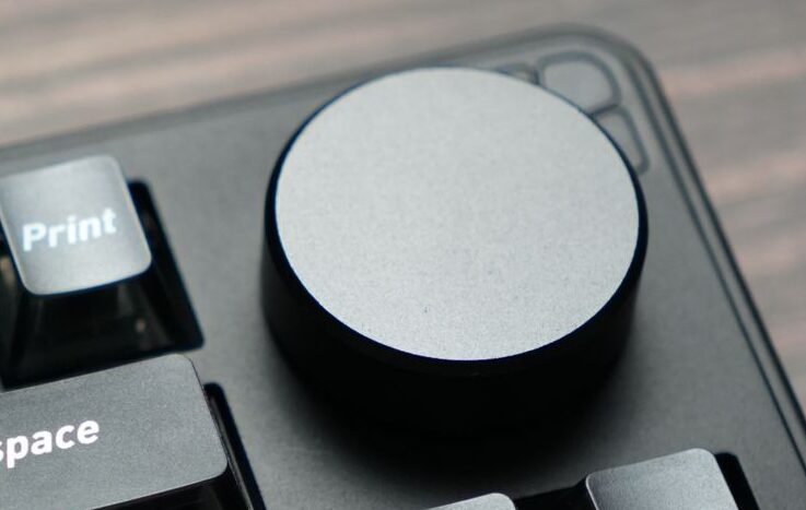 Desk Pad With Dial: What It Is and Why It Works (2026)